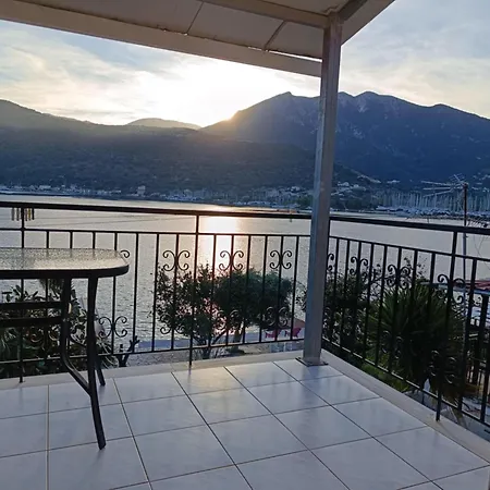 Geni Bay 2 Апартаменты *